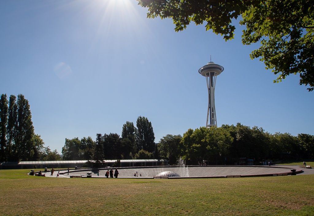 International Fountain & Space Needle